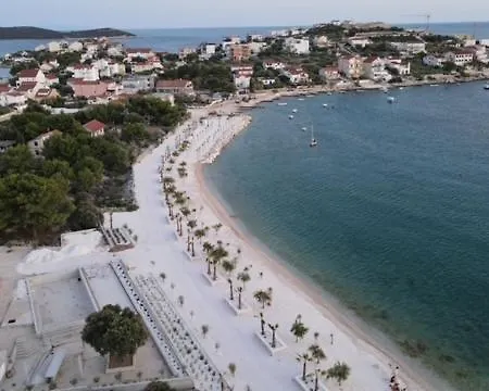 Deni Casa de Férias Sevid