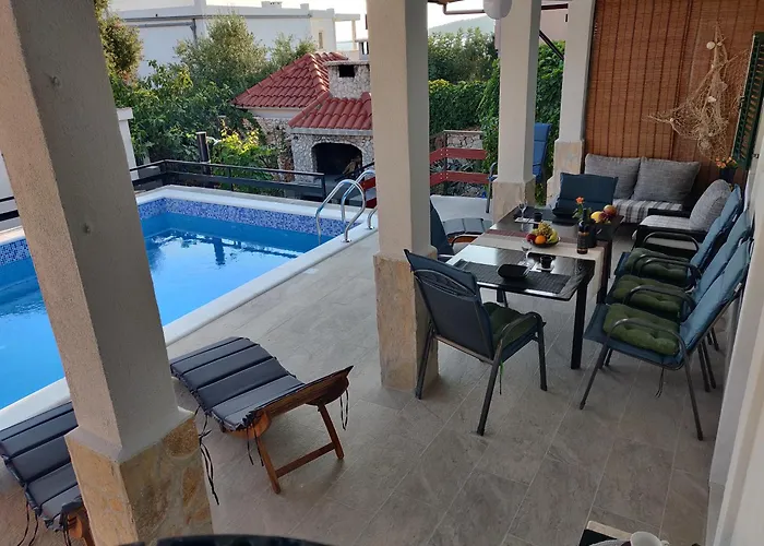 בית נופש Deni *