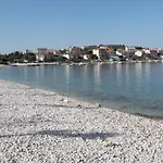 Deni Vikendica